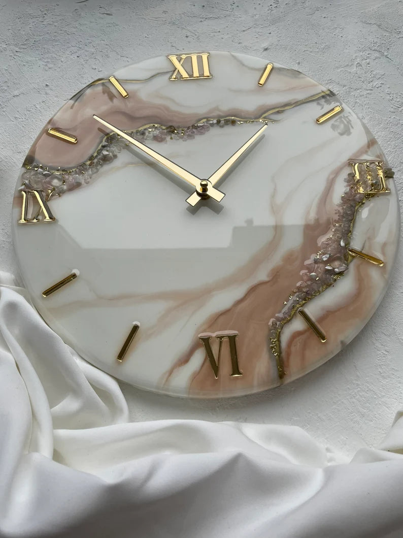 RESIN WALL CLOCK